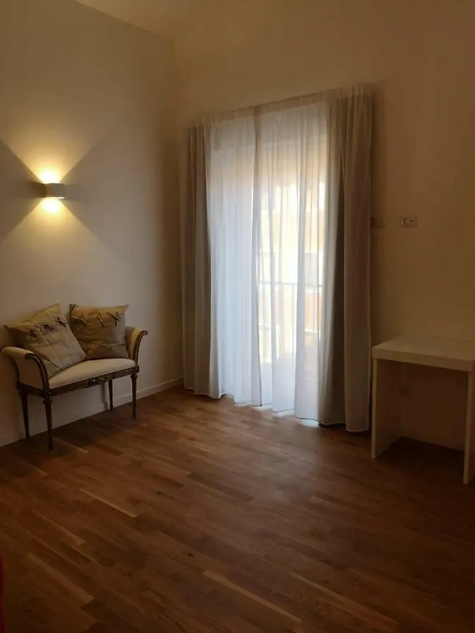 بيت ضيافة Cinema House Apartments أوربيتيلو إيطاليا