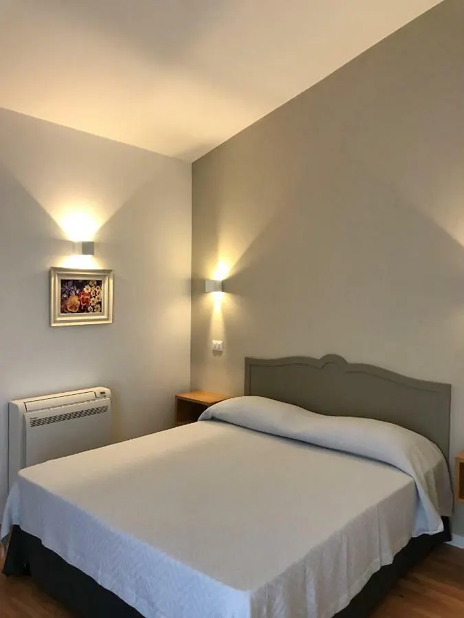 Pensión Cinema House Apartments Orbetello